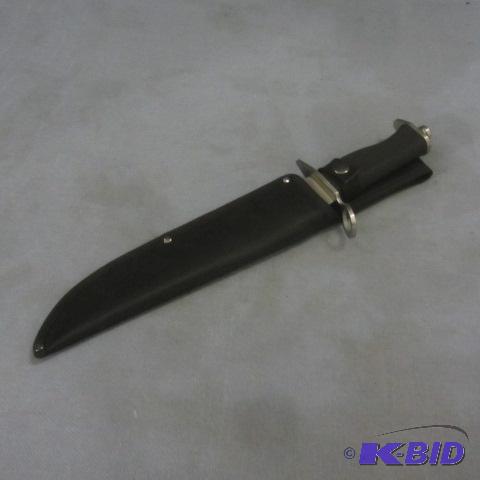 lot 83 image: Jungle Master Bush Knife