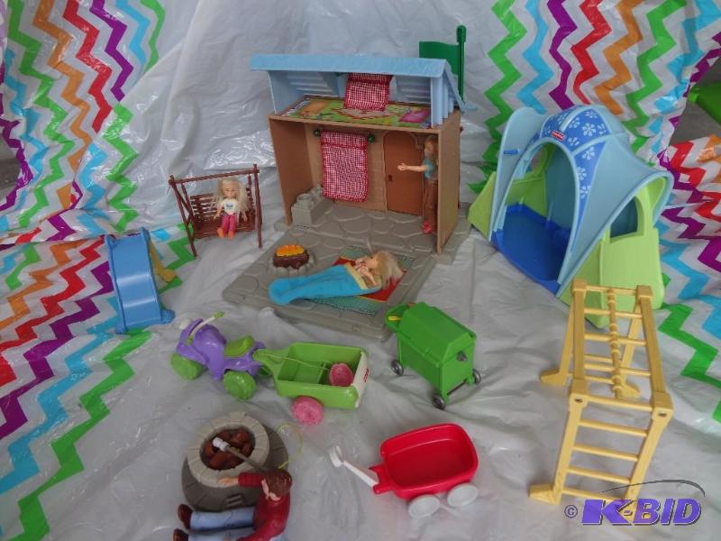 Fisher Price Camp Set
