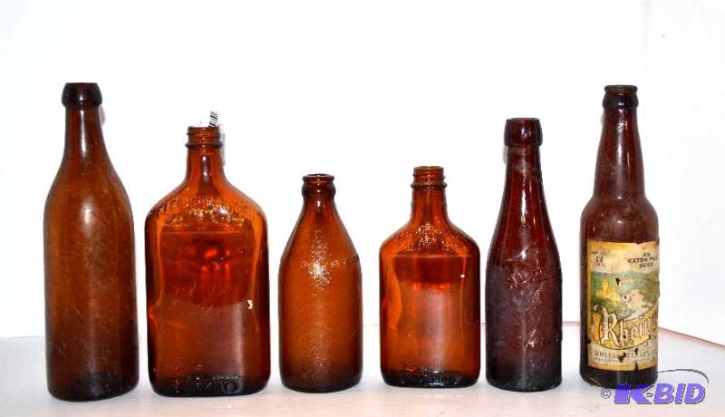 lot 11 image: 6 antique glass bottles - Rheingold Beer, Fle...