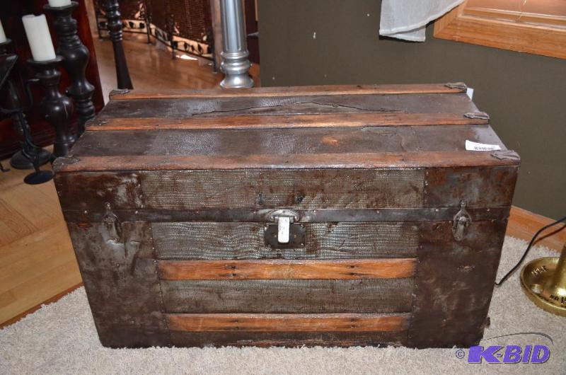 lot 12 image: Wood antique chest 17x19x34"...