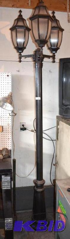 lot 125 image: Yard pole lamp 96 tall...