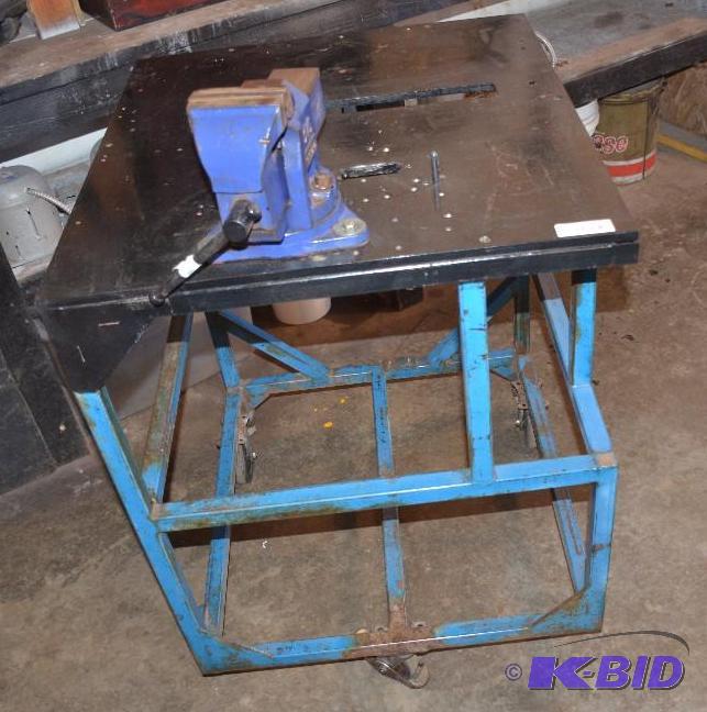lot 167 image: Metal table on wheels, the vice is not includ...