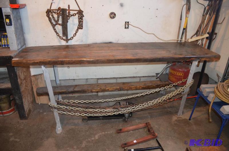 lot 189 image: Vintage work bench 25x99x38"...