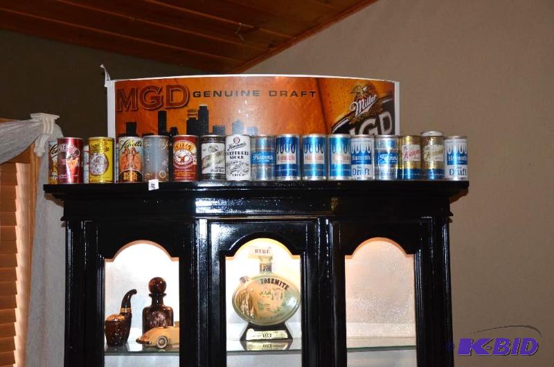 lot 29 image: 23 beer cans collection  - Schells, Ham...
