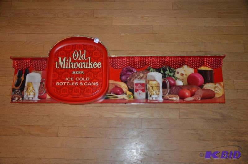 lot 3 image: Old Milwaukee metal beer sign   48x15   &...
