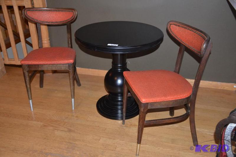 lot 4 image: Wood round table 26" diameter and 2 ...