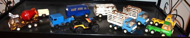 lot 48 image: Smaller Tonka toy trucks Tonka cement truck, ...