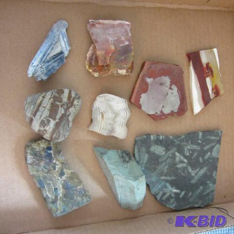 Minerals, Slabs & Raw