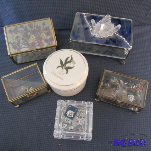 Jewelry & Dresser Boxes