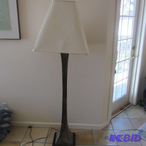 Metal Modern Floor Lamp