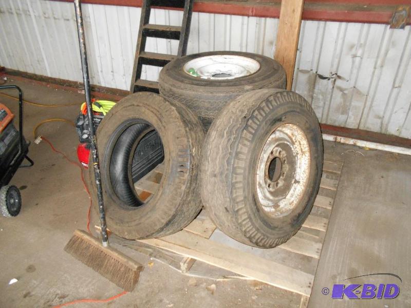 Tires on a pallet