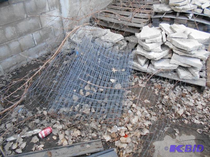 lot 24 image: Roll of Wire Fencing