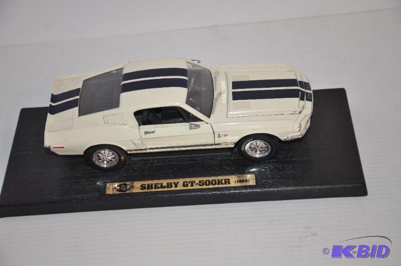 lot 113 image: Die cast collectible car 10" long...