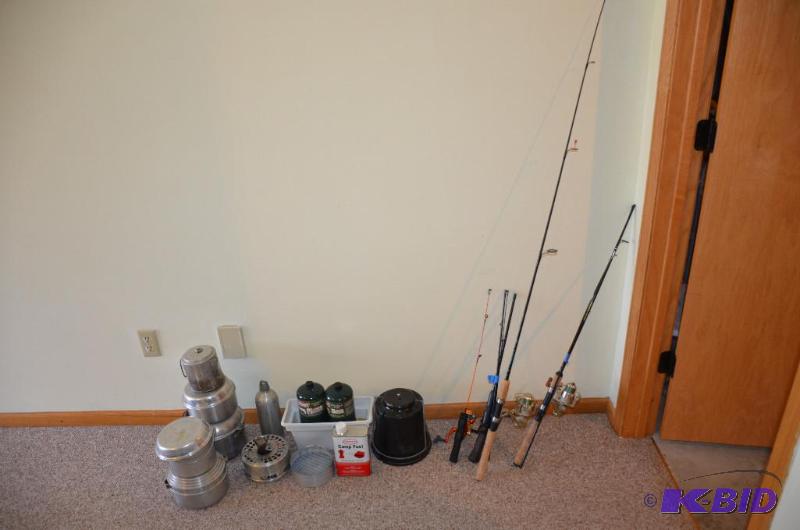 lot 124 image: Camping  fishing - Johnson Tanglefree 10&nbs...