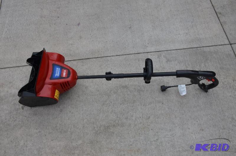 lot 169 image: Toro power shovel serial number 310030809...