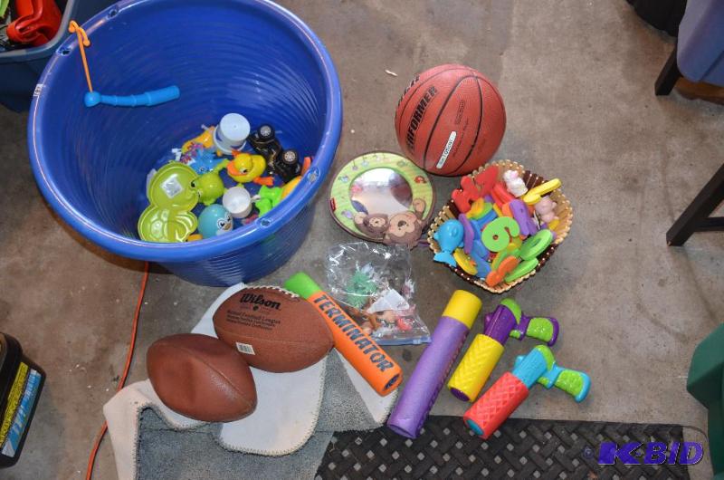 lot 181 image: toys, sports equipment...