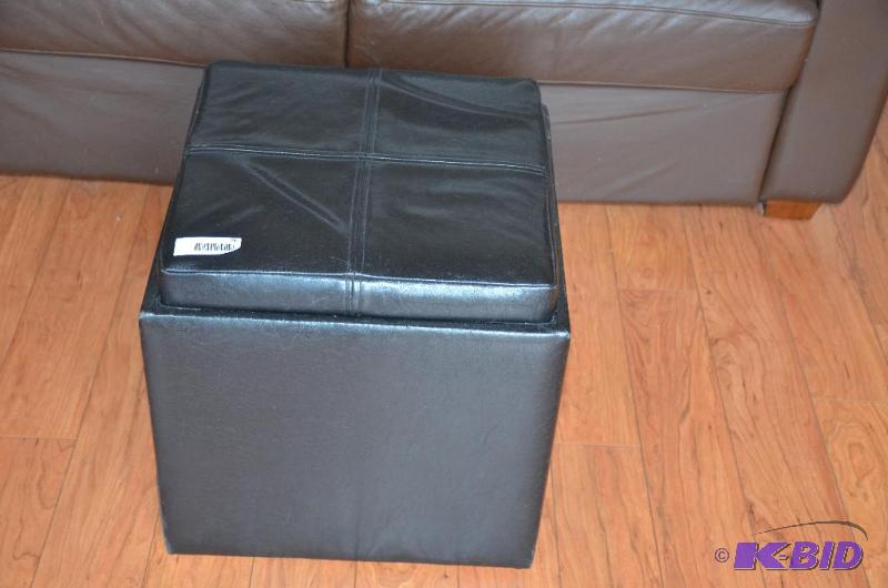 lot 26 image: Leather ottoman with storage. 18&quotx18&qu...