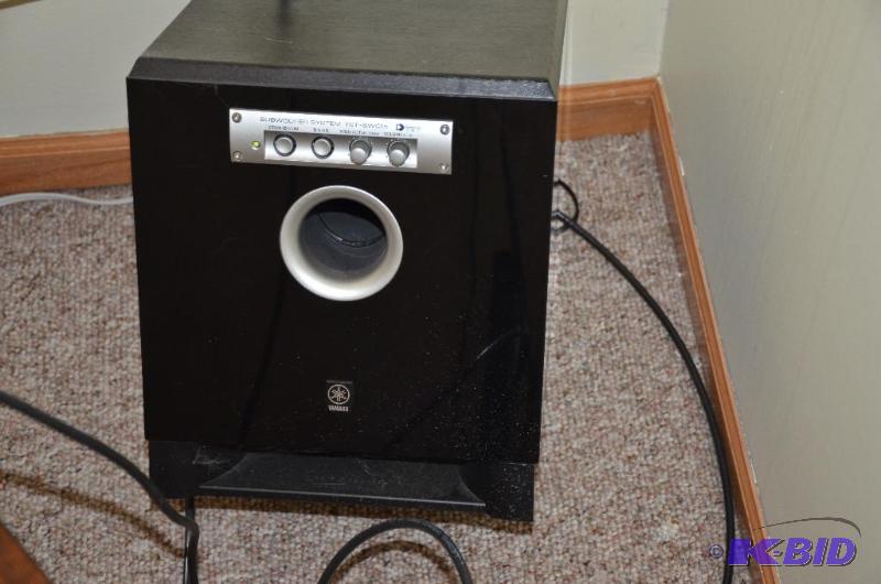 lot 57 image: Yamaha sub woofer YST-SW015...