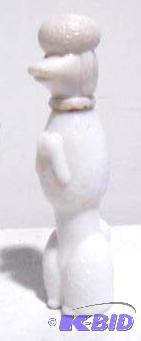 lot 141 image: Avon Bon Bon White (small) - Produced 1972-19...