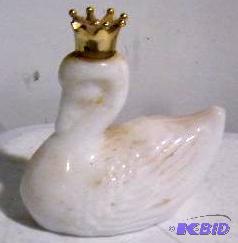 lot 196 image: Avon Royal Swan - Produced 1971-1972 - Empty ...