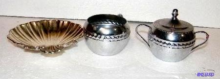 lot 21 image: 3 Piece Set - 2 piece tea set - sugar and cre...