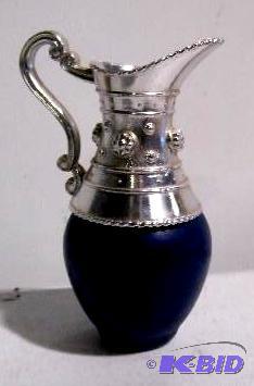 lot 210 image: Avon Venetian Pitcher - Cologne mist - Produc...
