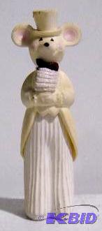 lot 224 image: Avon Church Mouse Groom - Produced 1979-1980 ...