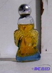 lot 228 image: Avon Heavenly Angel - Produced 1981 - Has per...
