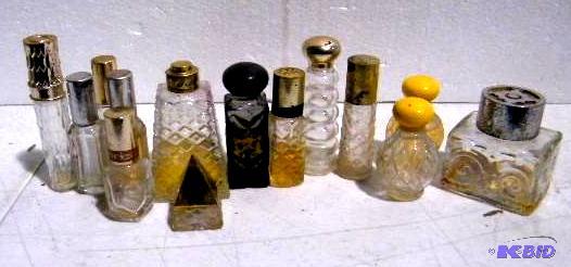 lot 269 image: Avon 14 Piece&nbspWomens&nbspColognes and M...