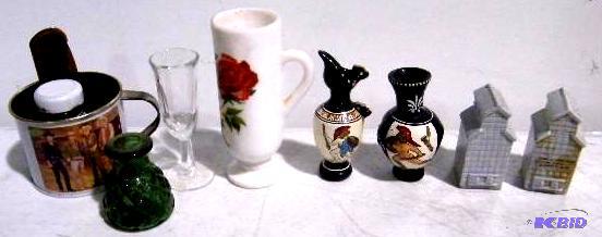 lot 271 image: Miscellaneous Collectible Lot - Salt and shak...