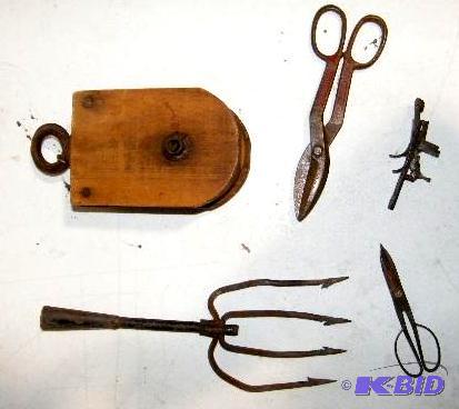 lot 279 image: Lot of Antique Tools - Pair of steel forge 10...