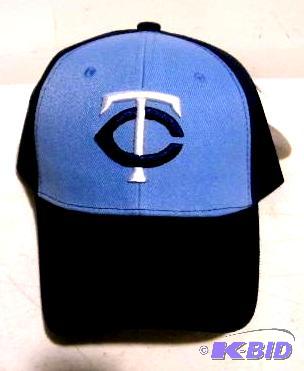 lot 315 image: Minnesota Twins Baseball Cap - 2015 model - O...