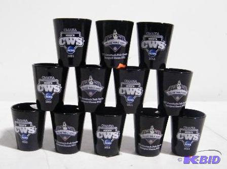 lot 337 image: Lot of 12 Black Shot Glasses - 2011 Mens Coll...