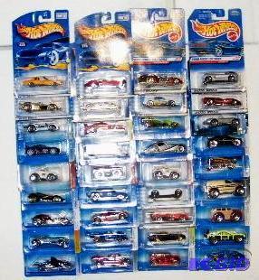 lot 59 image: Hot Wheels Collection 36 Piece Set - 2005 - F...