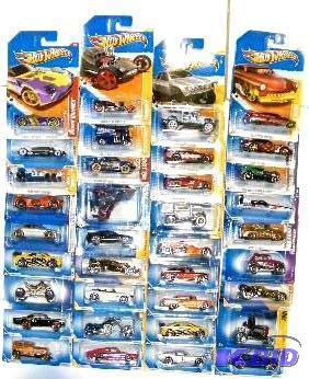 lot 61 image: Hot Wheels Collection 36 Piece Set - 2006 - S...