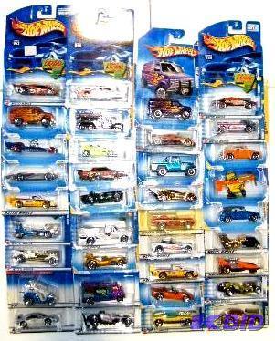 lot 62 image: Hot Wheels Collection 36 Piece Set - 1999 - B...