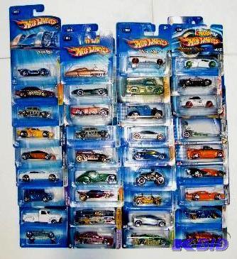 lot 63 image: Hot Wheels Collection 36 Piece Set - 1999 - 1...