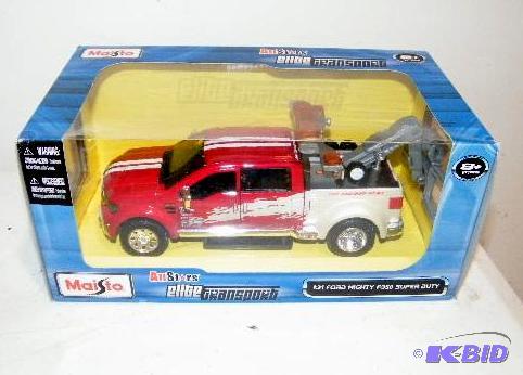 lot 89 image: Allstars Elite Transport - by Maisto - 131st...