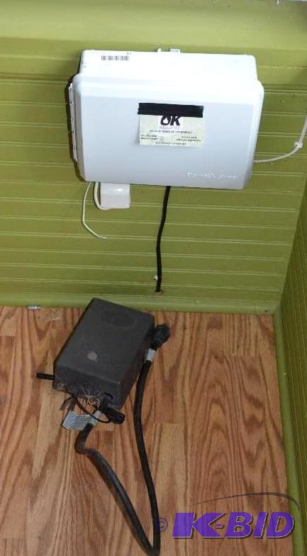 lot 17 image: Rain Bird ESP modular lawn irrigation control...
