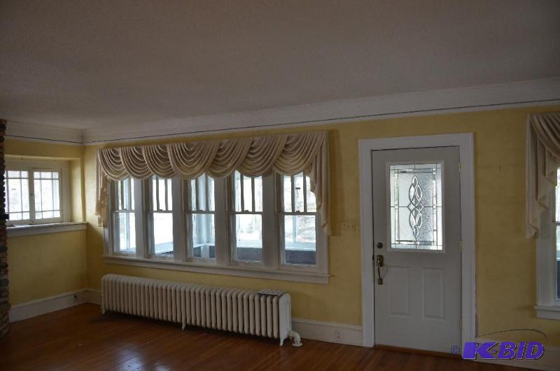 lot 34 image: 4 Window Valences- 144&quotw 116&quotw 36&q...