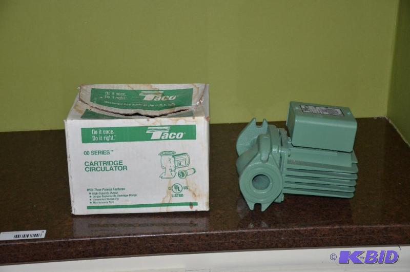 lot 95 image: TACO Circulation Pump. Model- 0013-F3...