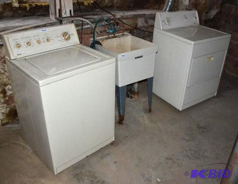 lot 98 image: Kenmore 90 Series Washer and Dryer. Washer Mo...