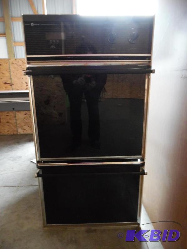 Wall Unit Oven