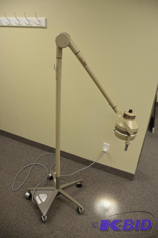 lot 106 image: Model 2112 ADEL Flexible Arm Exam Light  OR ...