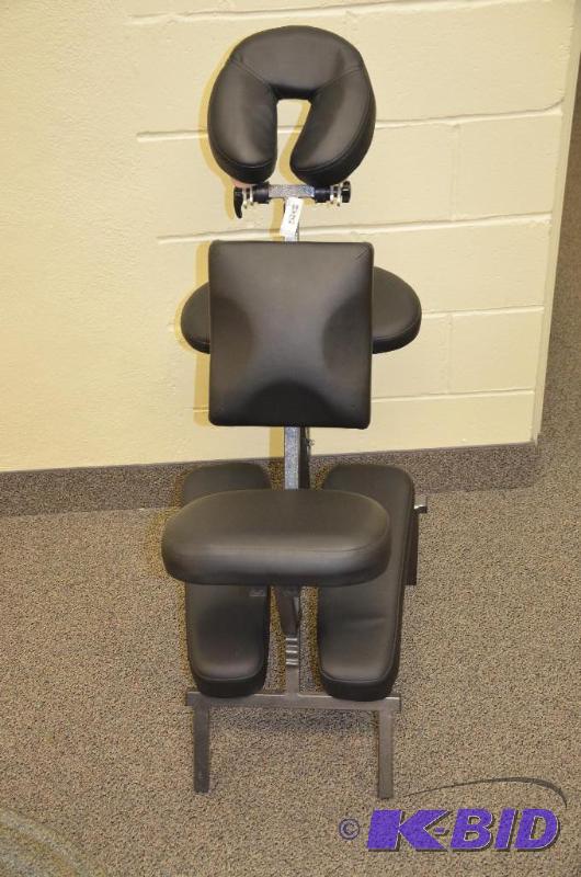 lot 115 image: Professional Massage chair 40&quott...