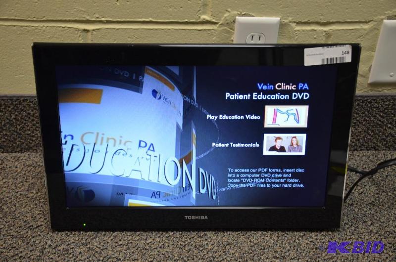 lot 148 image: Toshiba color monitor 18" with mounting ...