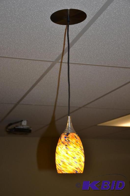 lot 175 image: Italian glass Hanging lamp- this is not insta...