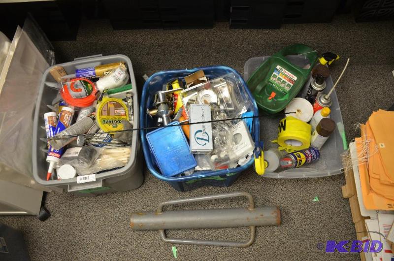 lot 175A image: Large group of maintenance supplies to many t...