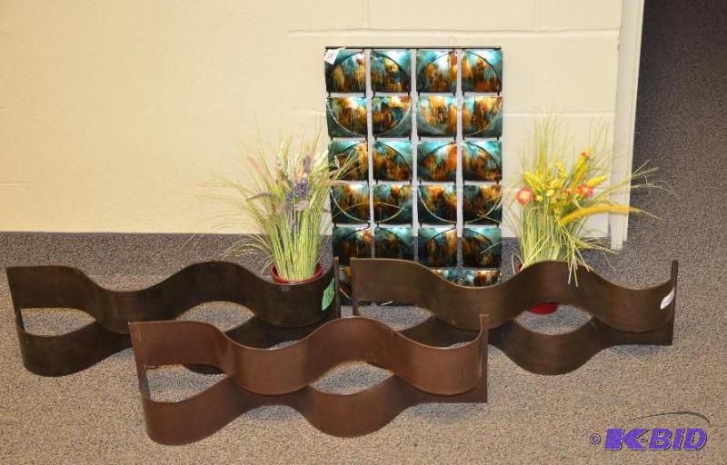 lot 182 image: Group of decorative metal wall art....