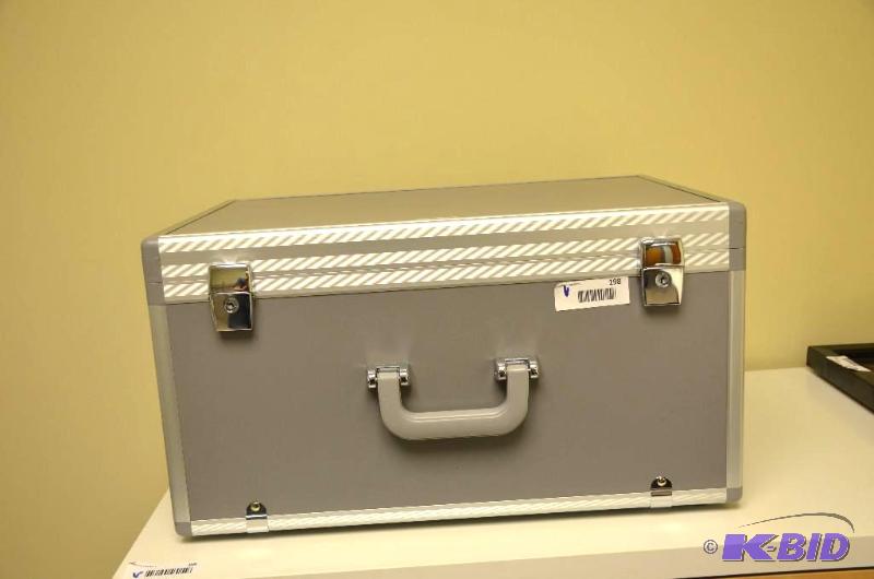 lot 198 image: Storage case 13&quotx15&quotx21"...